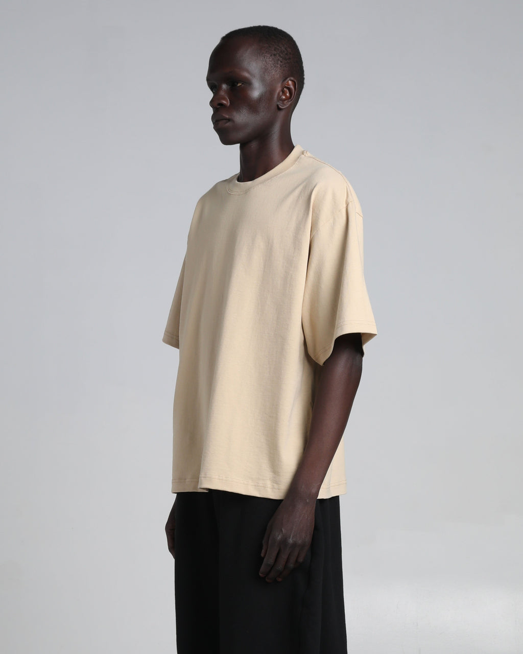7.5oz Max Heavyweight Cropped Tee